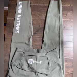 Pruvit leggings